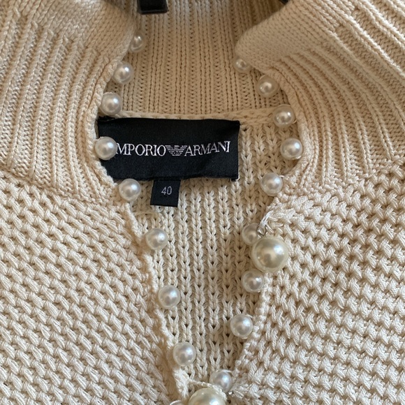 Emporio Armani pearl bead trimmed silk/cottonn cardigan, size 40 - Picture 3 of 5